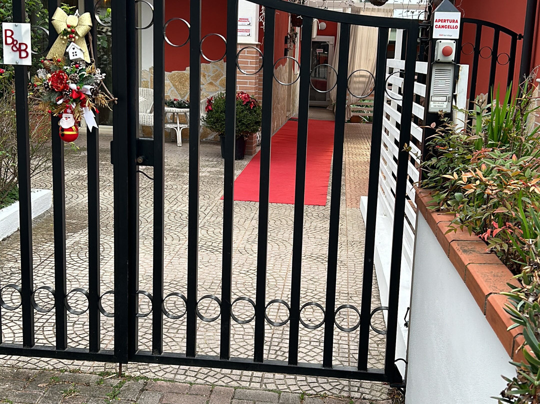 B&B Red Village