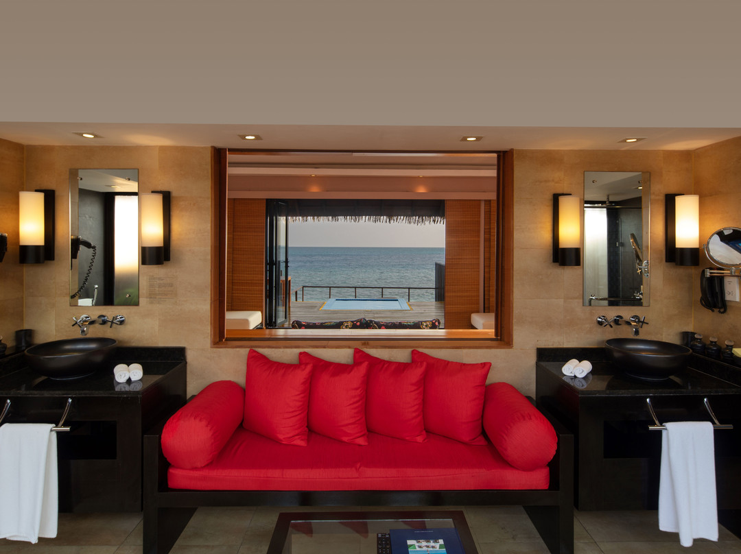 阿达郎尊贵瓦度岛度假村主图