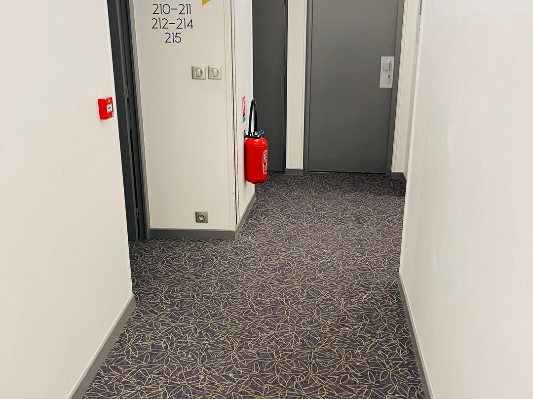 Hotel Le National主图