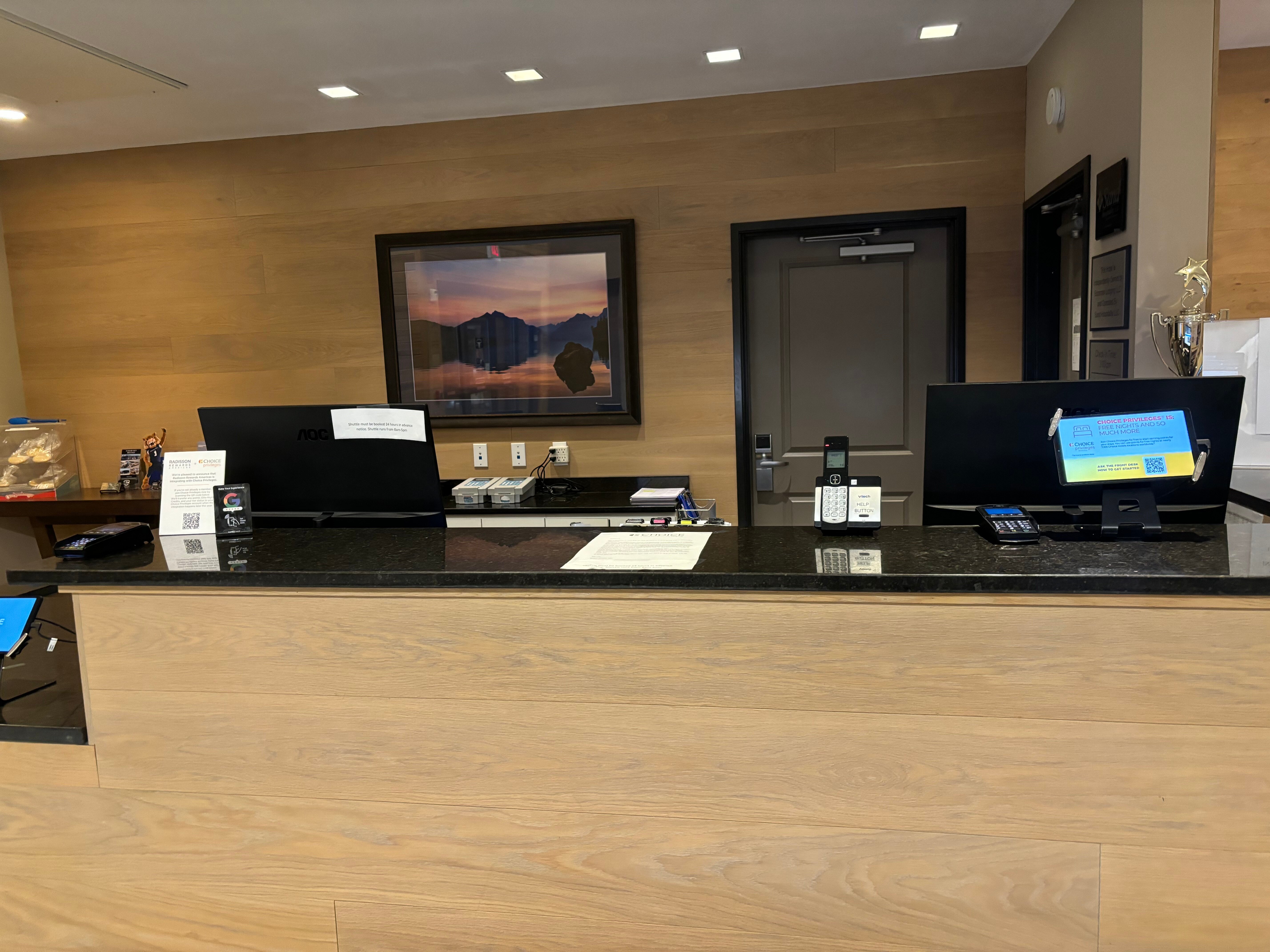 Country Inn & Suites by Radisson, Bozeman, MT-浴室