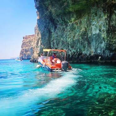 Comino and blue lagoon boat tours