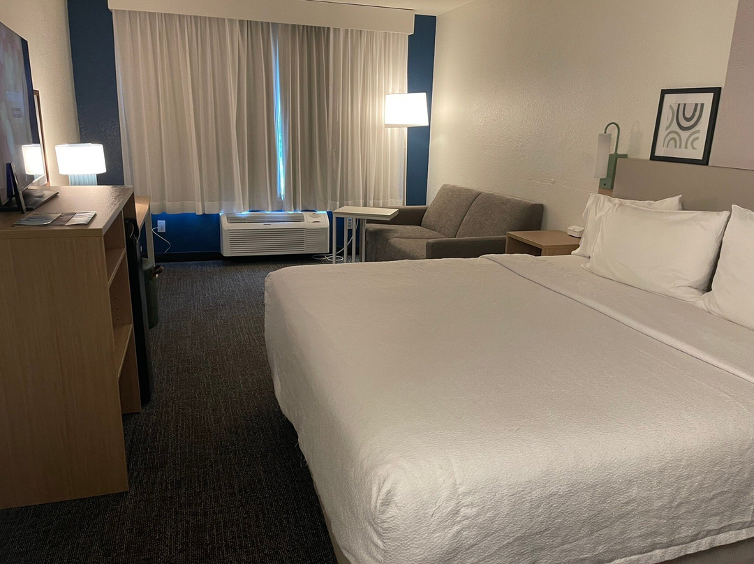 Spark By Hilton Mystic Groton主图