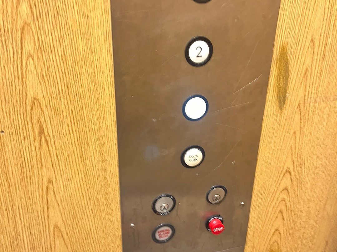 安大略华美达酒店主图