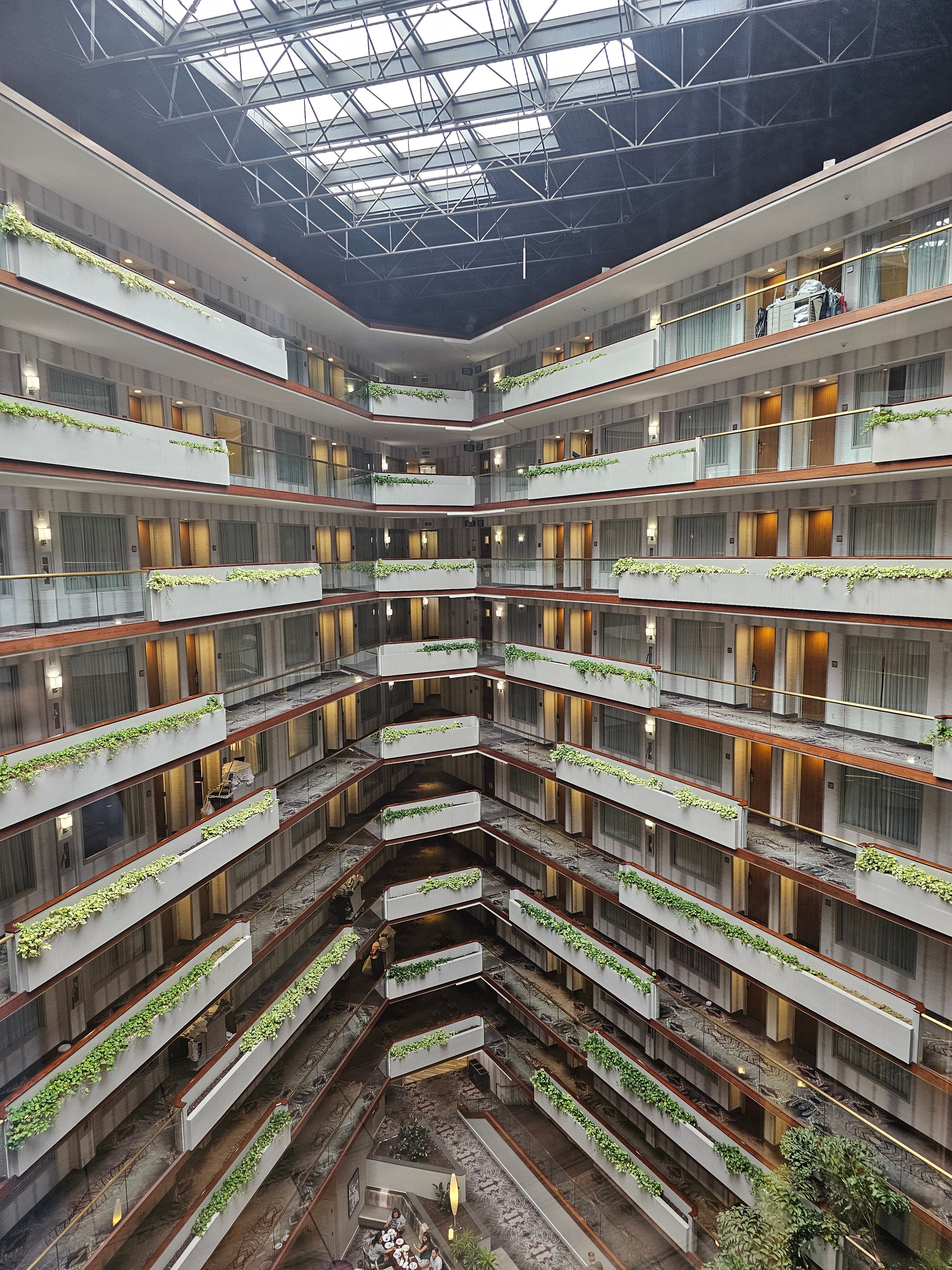 欧文 - 奥兰治县机场大使套房酒店-浴室