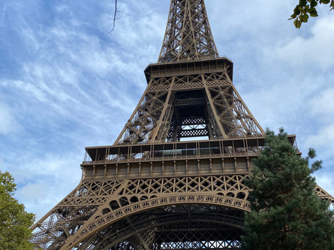 VOYAGE-巴黎必去景点