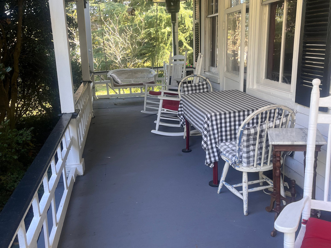 Inn on Poplar Hill主图