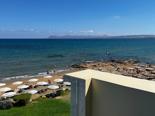 圣滨海广场酒店主图