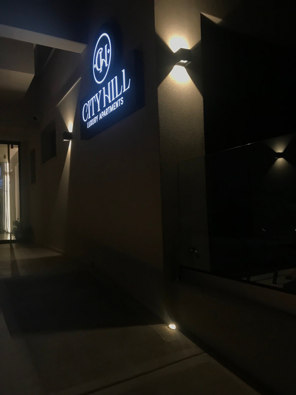 City Hill Luxury Apartments-浴室