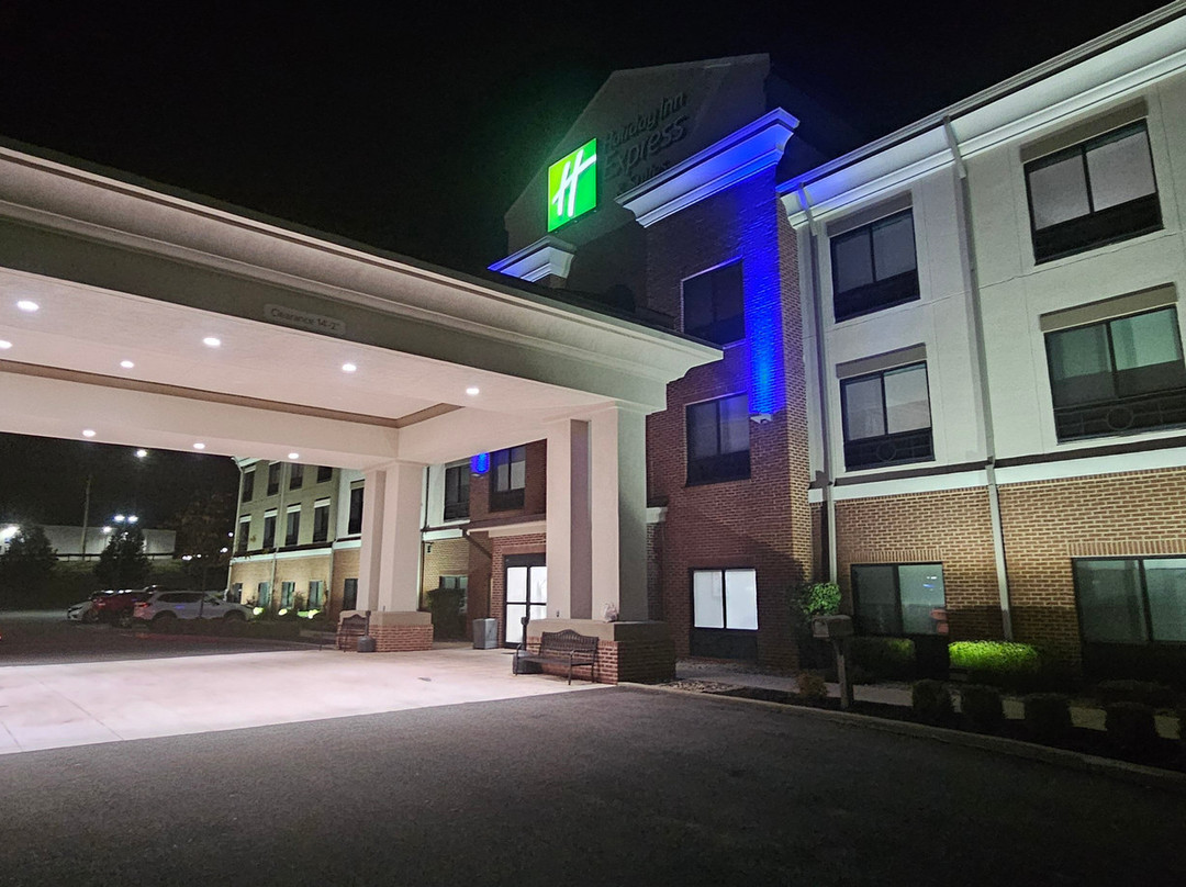 Holiday Inn Express & Suites Wheeling By IHG主图