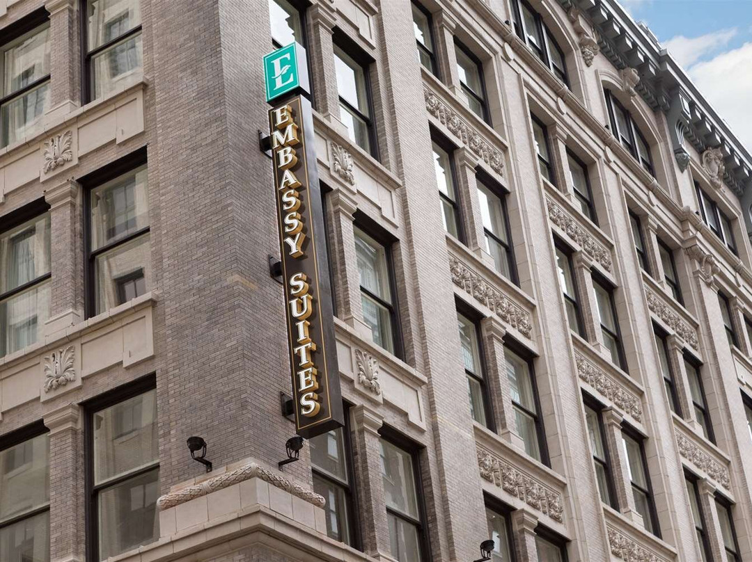 Embassy Suites by Hilton Louisville Downtown