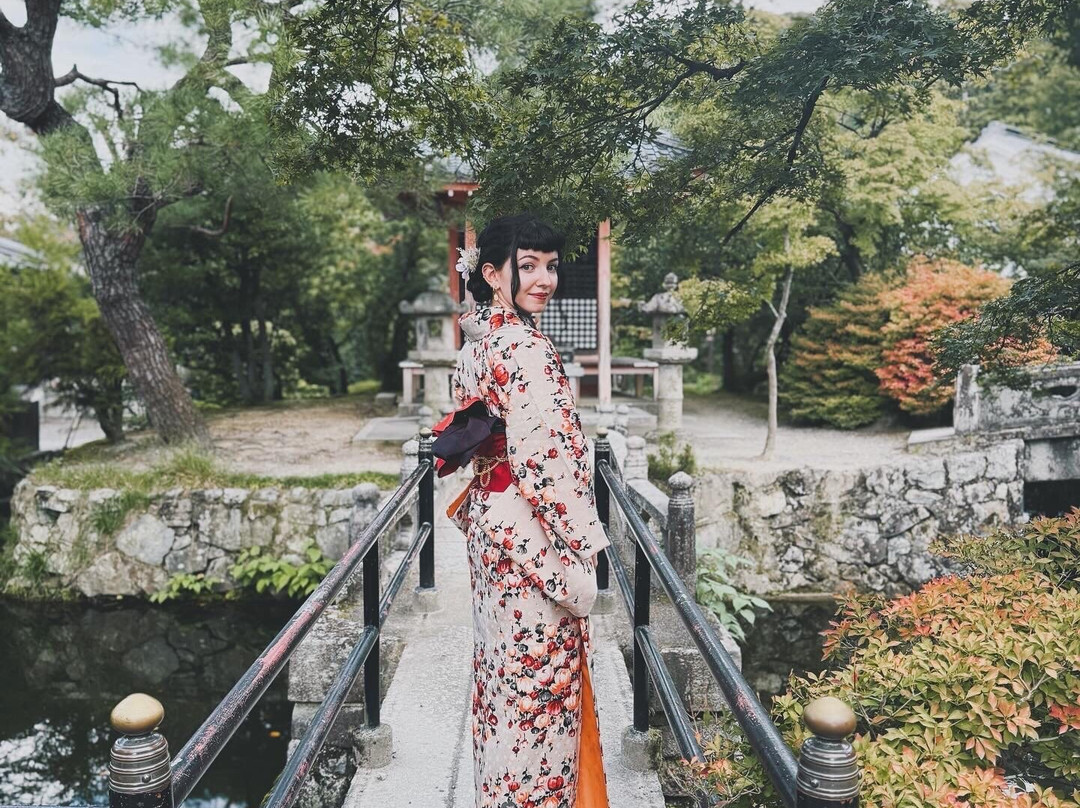 冈本和服租赁 本店-京都市必去景点