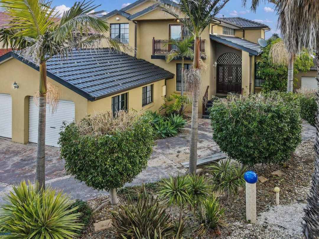 12 Mins to Mel Airport-Good Wood House