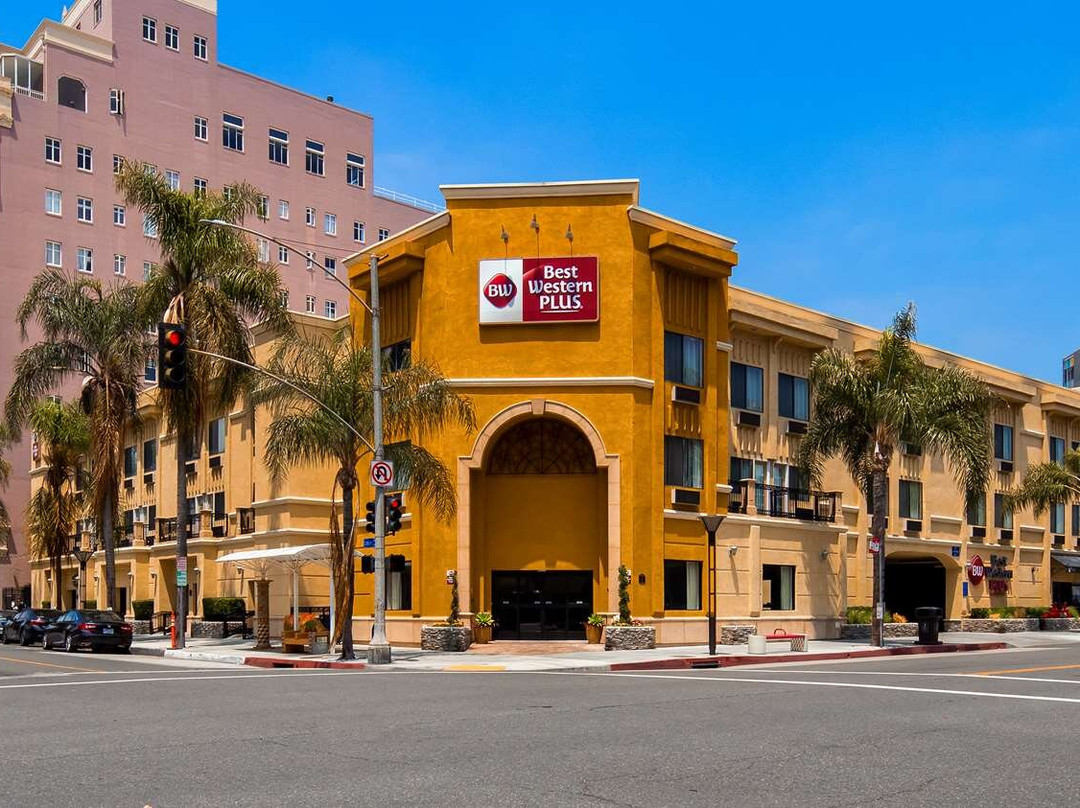 Best Western Plus Hotel At The Convention Center主图