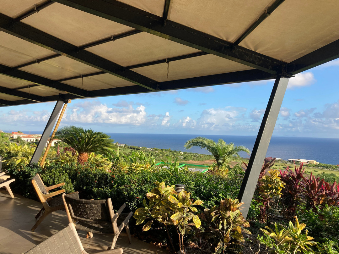 Golden Rock Dive And Nature Resort主图