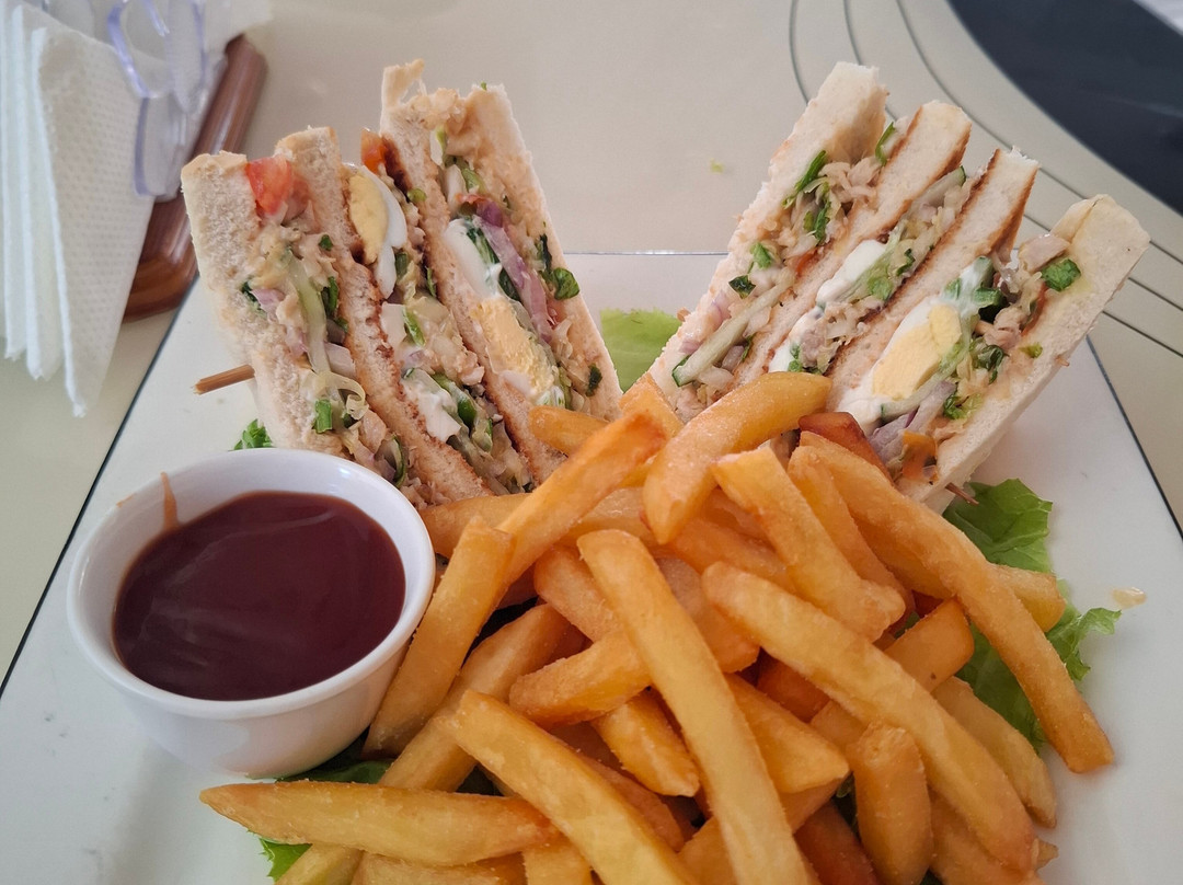 Ex-Tee Crystal Hotel主图