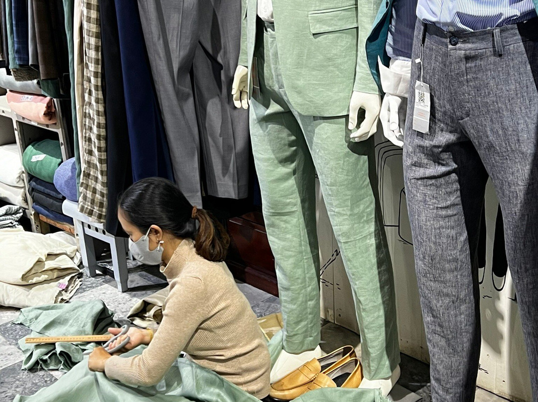 Yaly Couture - Nguyen Thai Hoc branch-会安必去景点