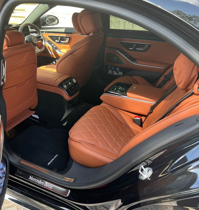 Premium Airport Transfers - Mile5景点图片