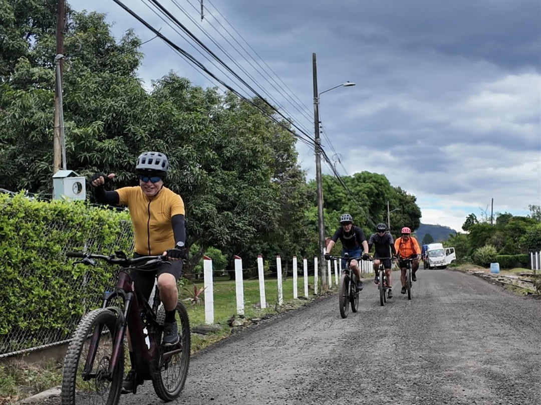 Premium E-bike Tours Satourscrc-圣安娜必去景点