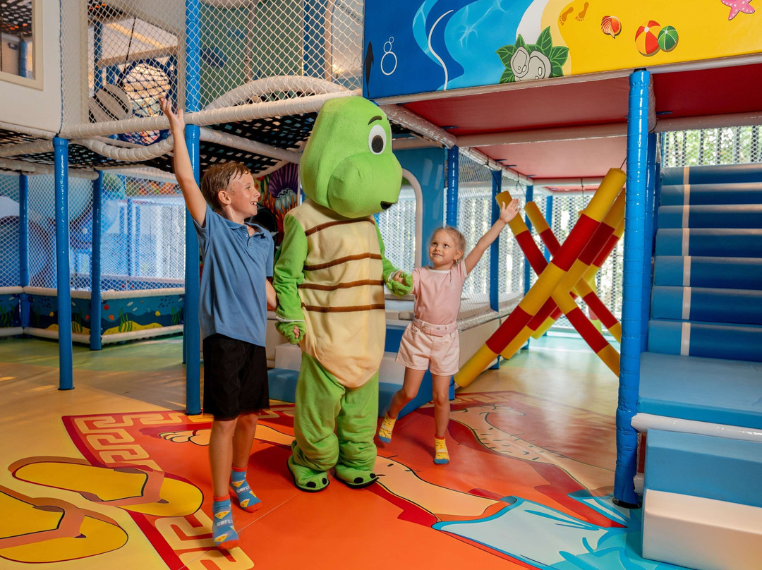 普吉岛诺富特卡塔爱维斯塔度假村主图