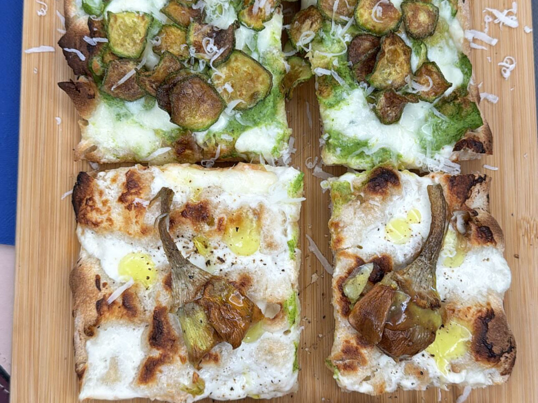 Oltre Pizzeria Democratica