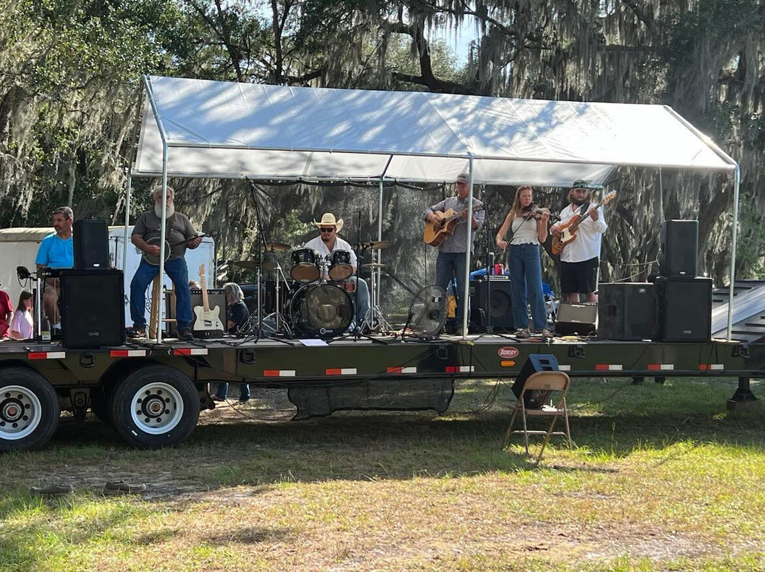 Hill’s BBQ & Catering