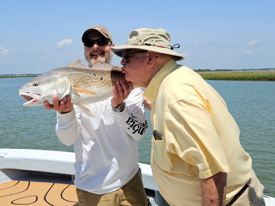 Charleston Fishfinder Charters-棕榈岛必去景点