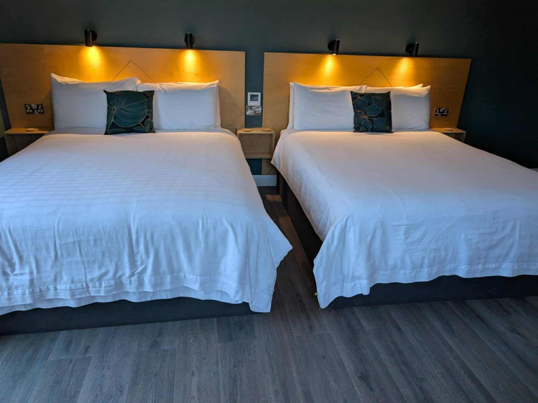 Port 56 Guesthouse