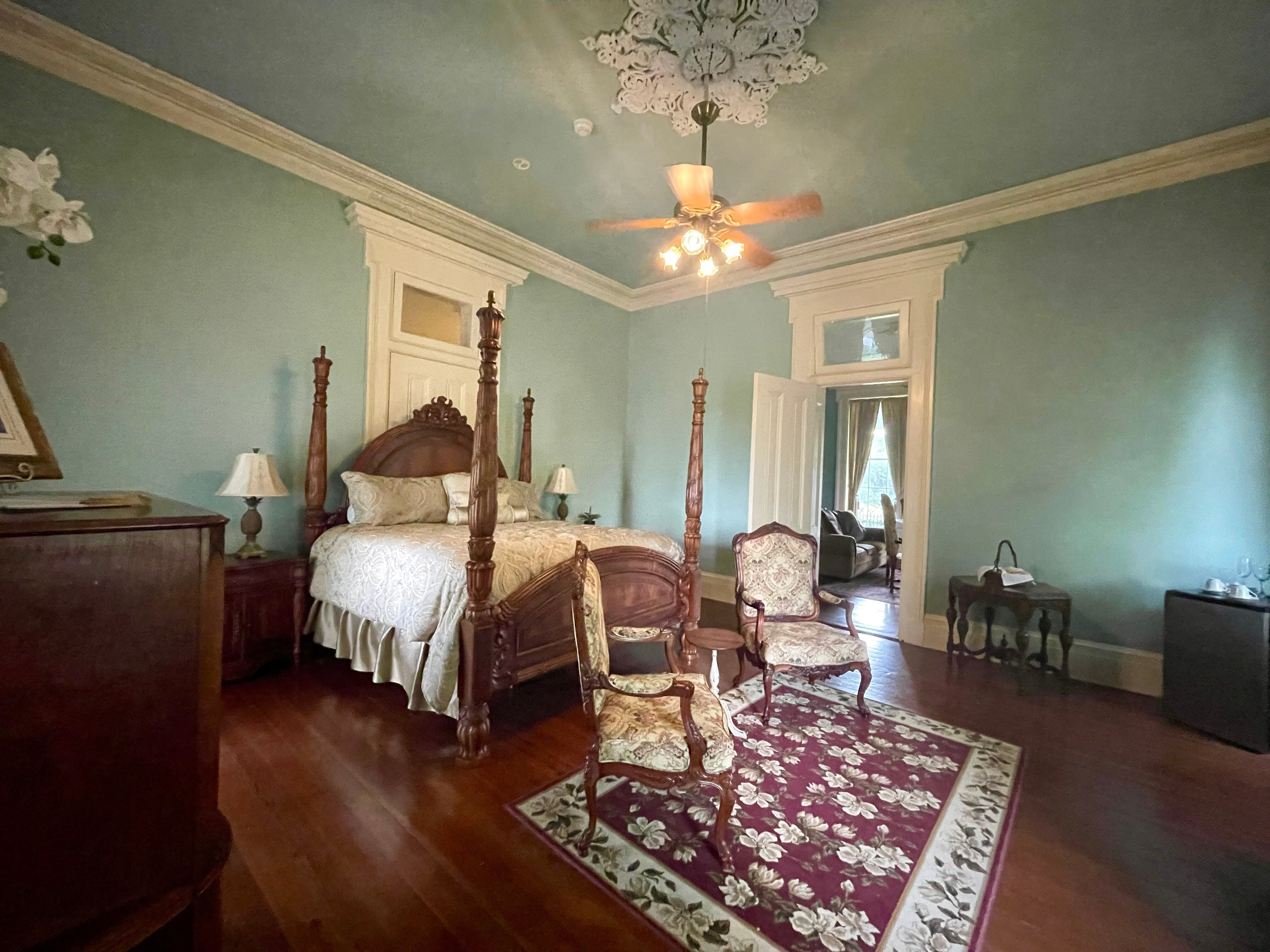 Loyd Hall Plantation-客卧