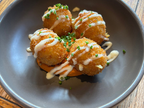 The Wheatsheaf Inn主图