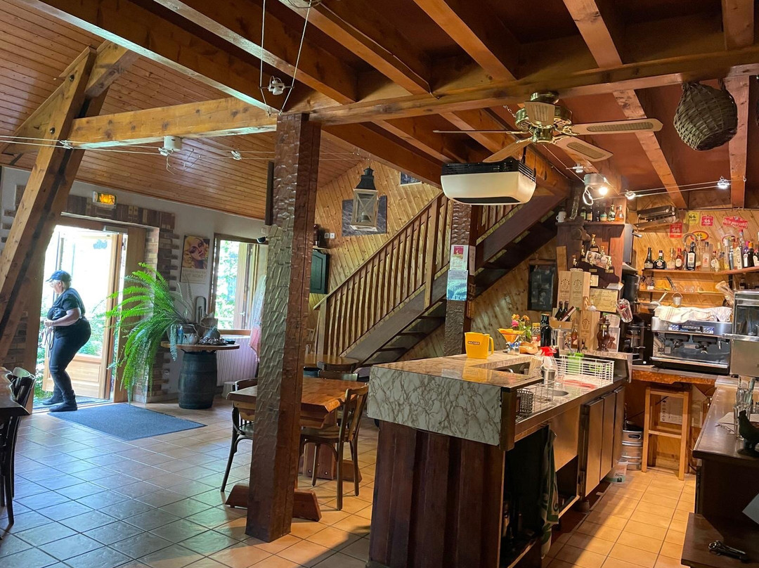 Hotel Restaurant Le Val des Sources主图