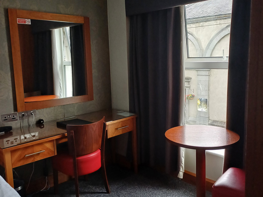 Treacys Hotel Waterford主图