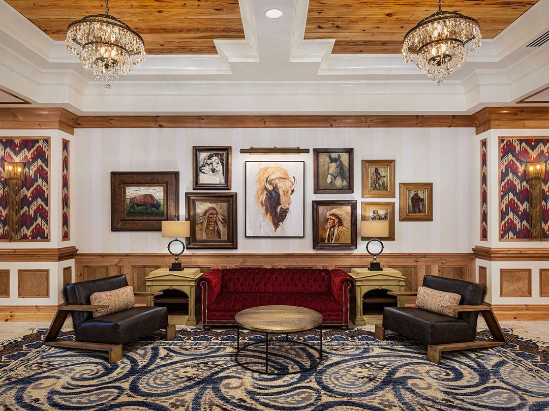 群村酒店住宿-The Brownwood Hotel & Spa