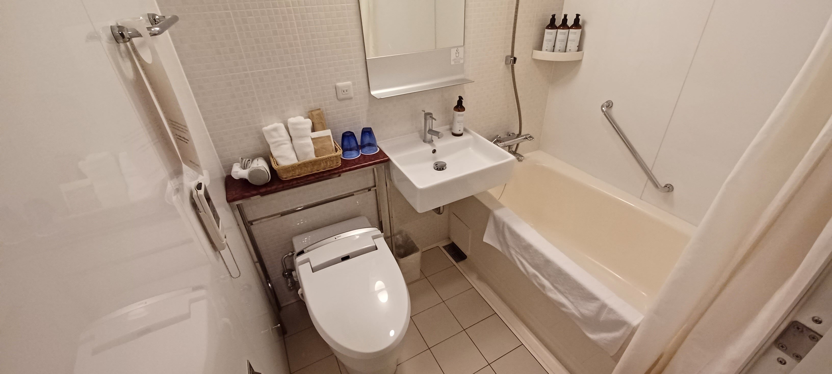 美居酒店冲绳县那霸店-浴室