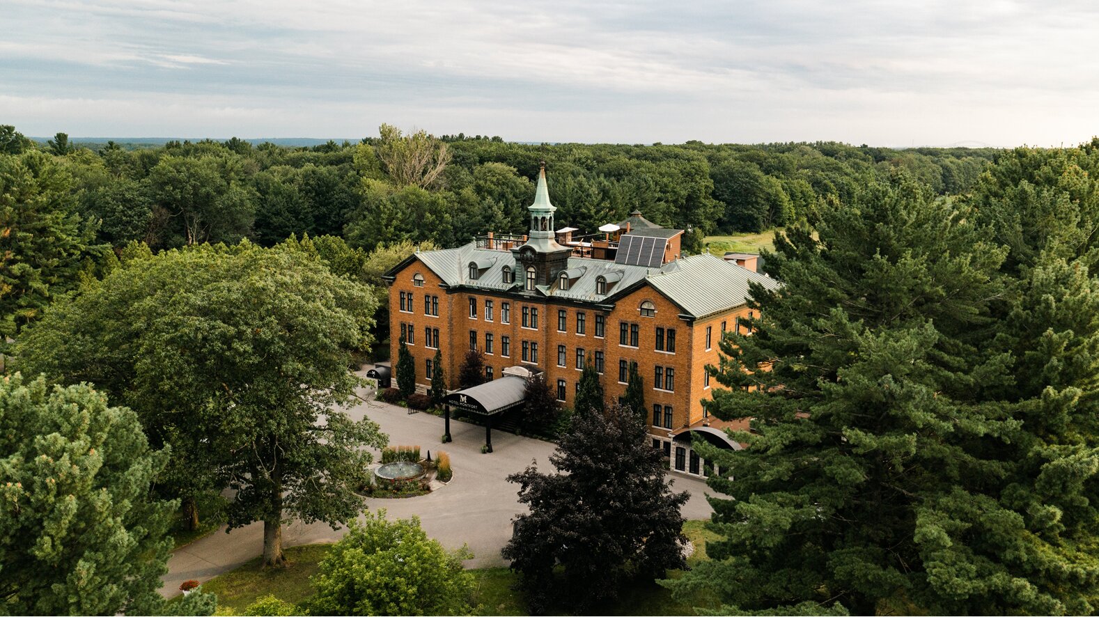 Hotel Montfort Nicolet-浴室