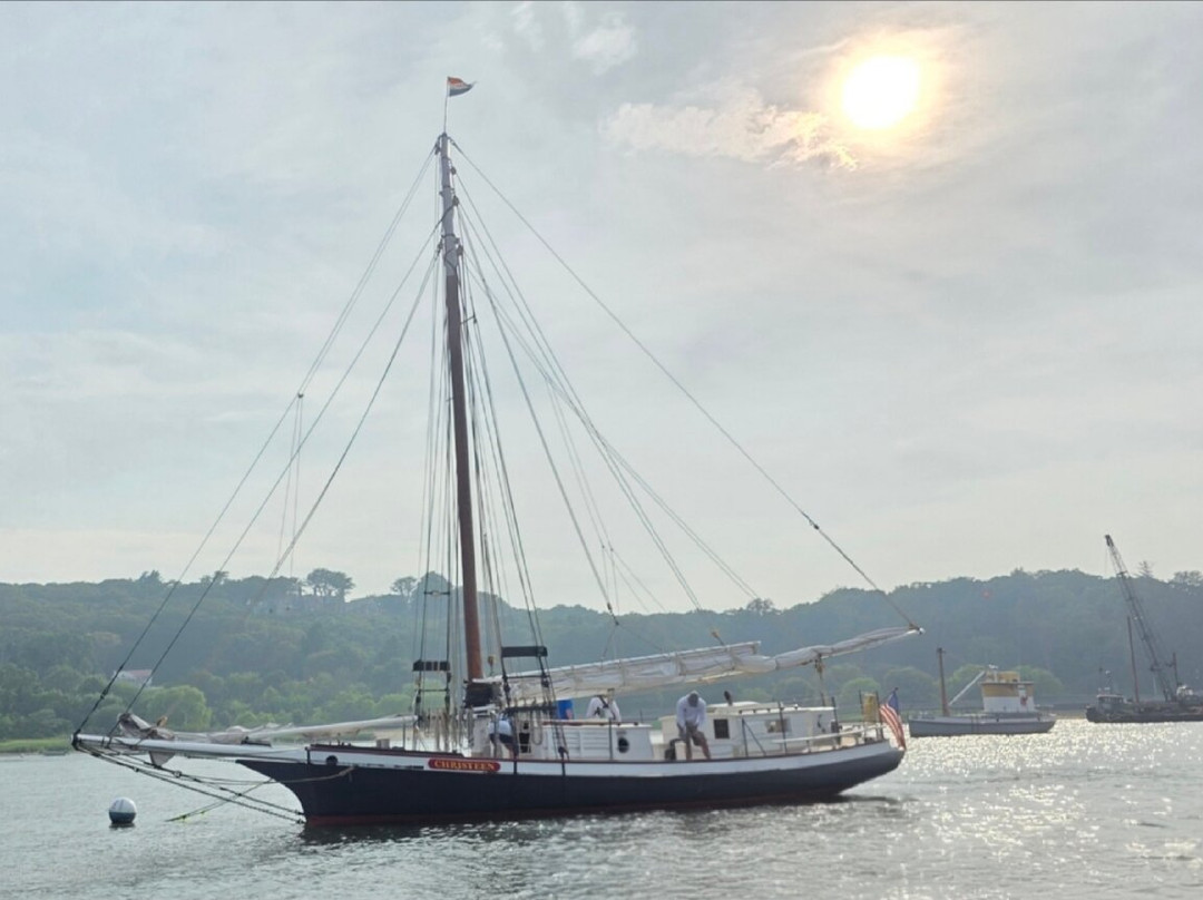 The WaterFront Center-奥伊斯特贝必去景点