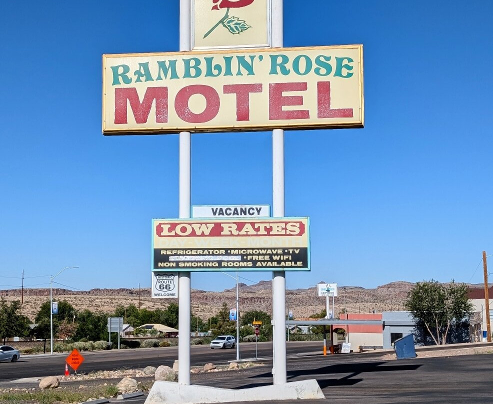 Ramblin Rose Motel主图