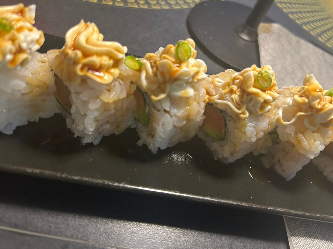 Zagara Sushi Fusion Japanese