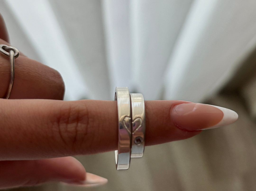 Vogue Jewellery & Diamond Center-马尔马里斯必去景点