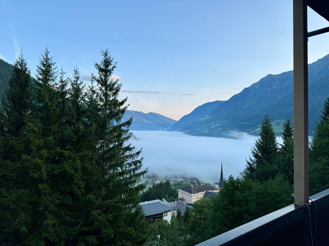 Hotel Miramonte主图