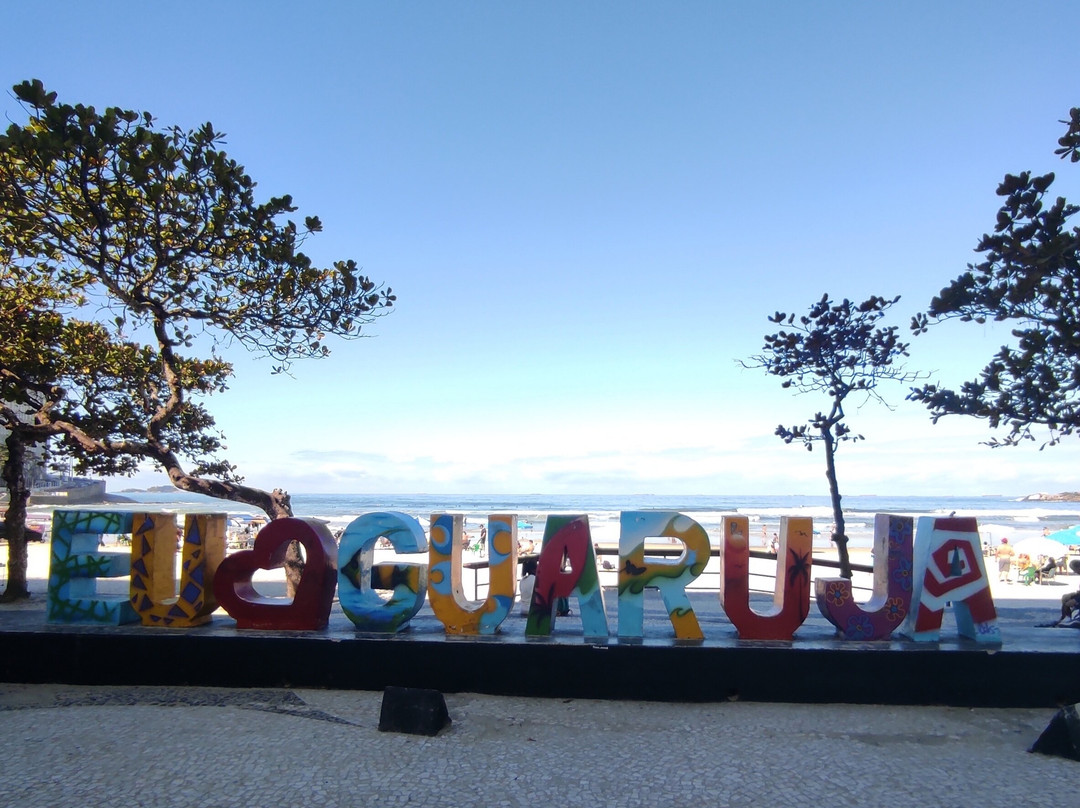 Praia de Pitangueiras-瓜鲁雅必去景点