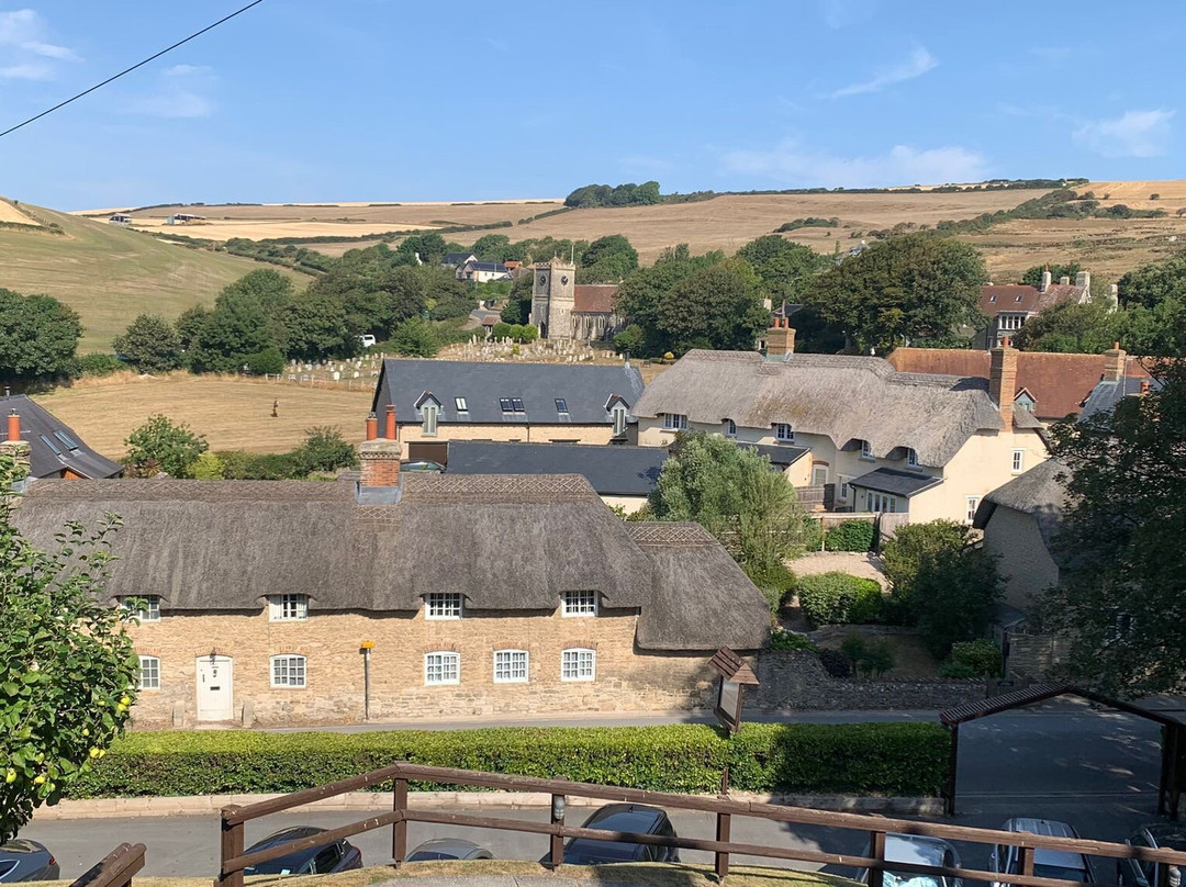 石灰石酒店主图