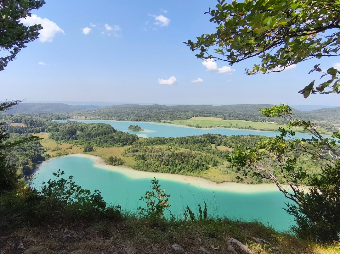 Belvedere des Quatre Lacs-La Chaux-du-Dombief必去景点