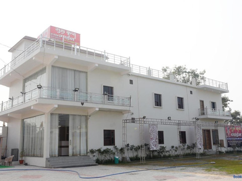 Hotel Guru Kripa Grand