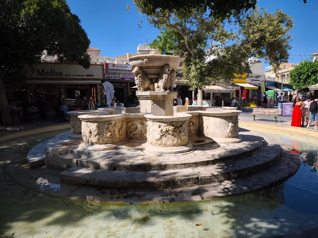 Morosini Fountain (Lion's Fountain)-伊拉克利翁必去景点