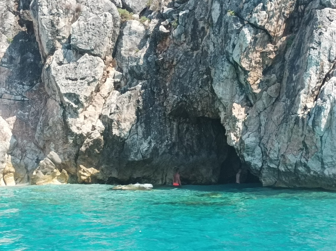 Himara Beach Hopping Tours-Himare必去景点