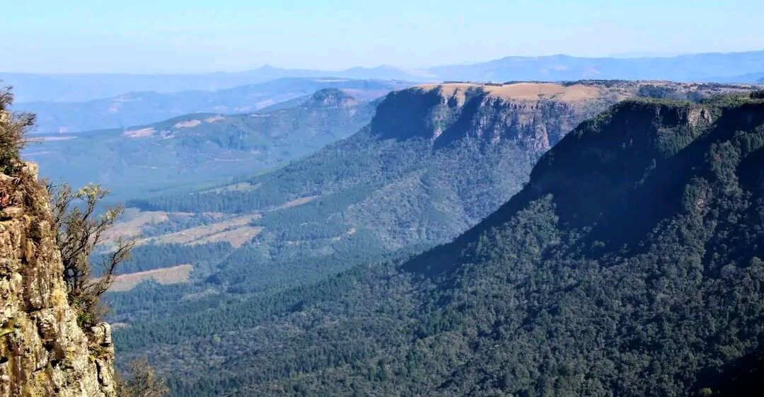 Boyang Gape Tours and Travel - Day Tours-弗维斯必去景点