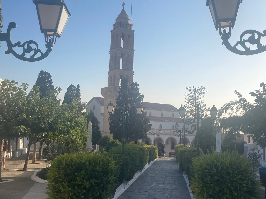 Monastery of Myrtidiotissa-Kalokairines必去景点