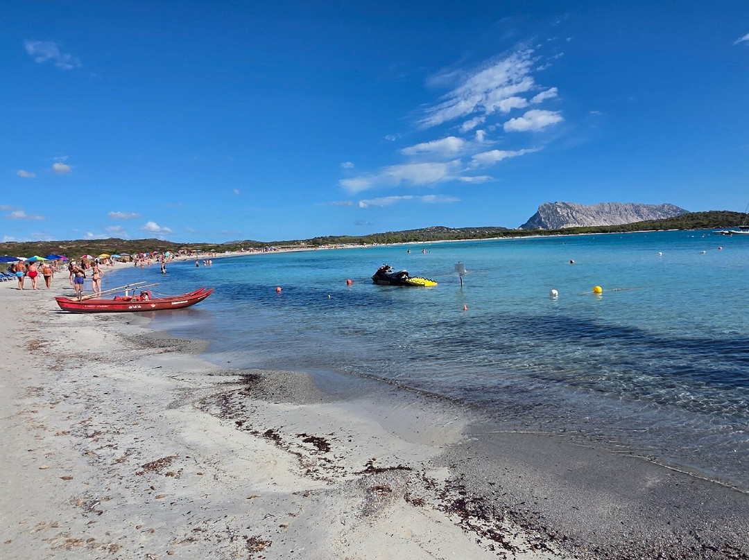Spiaggia di Lu Impostu-San Teodoro必去景点