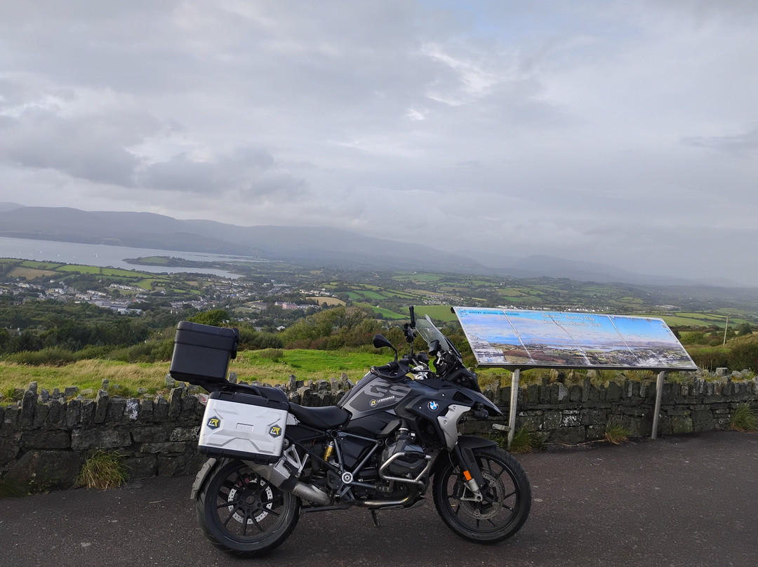 Lemonrock Motorcycle Tours-都柏林必去景点