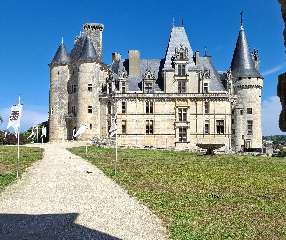 Château de La Rochefoucauld-La Rochefoucauld必去景点